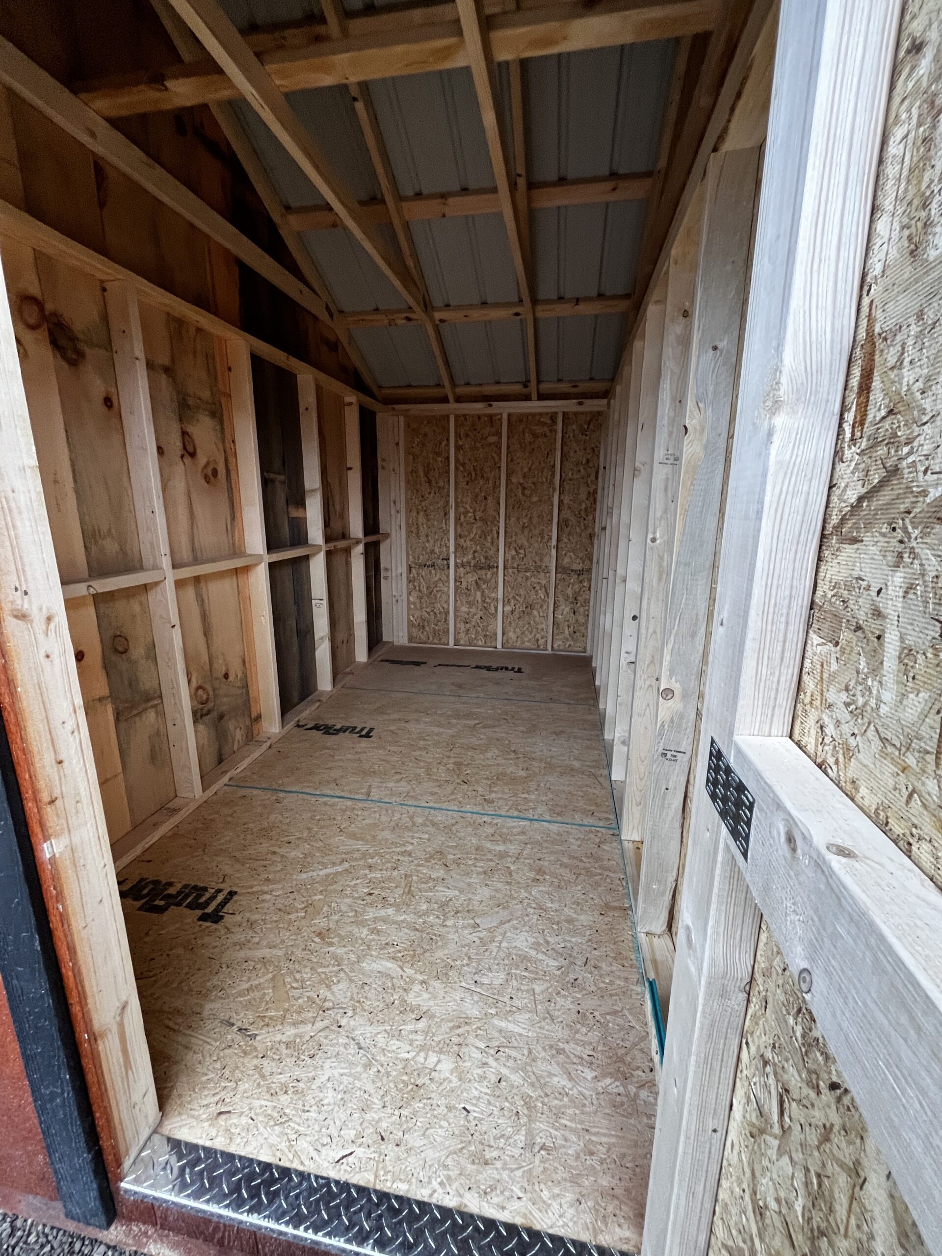 12x30 Horse Barn Run-In - Image 6